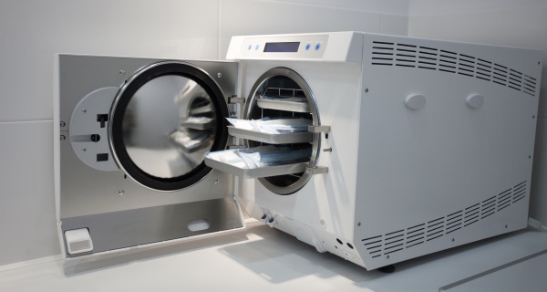 machine for sterilizing medical equipment